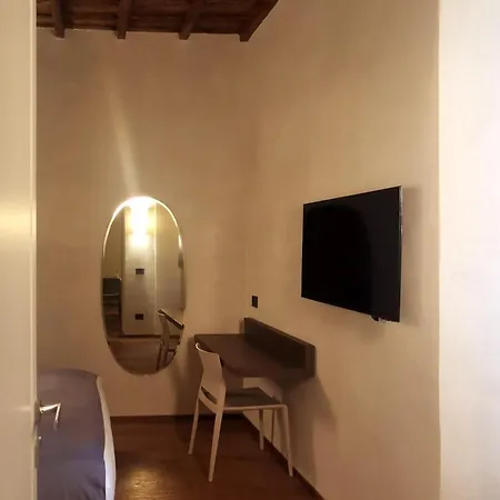 Roma Apartments